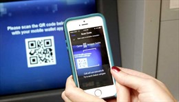 Điện thoại thông minh lăm le “hất cẳng” thẻ ATM